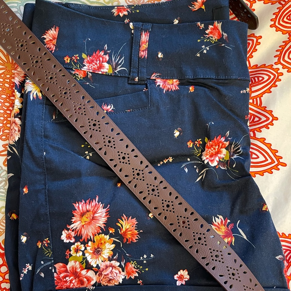 4 Pairs of Torrid shorts, size 16